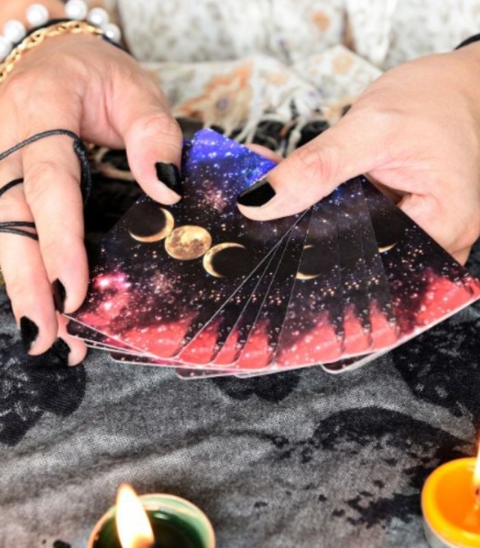 CARTAS, TAROT E BÚZIOS 🔮​